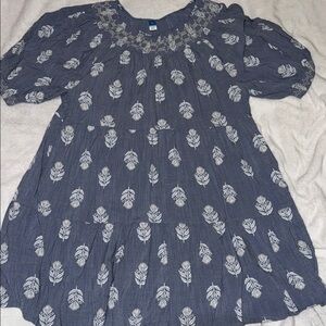 Old Navy Blue Feather Print Casual Dress